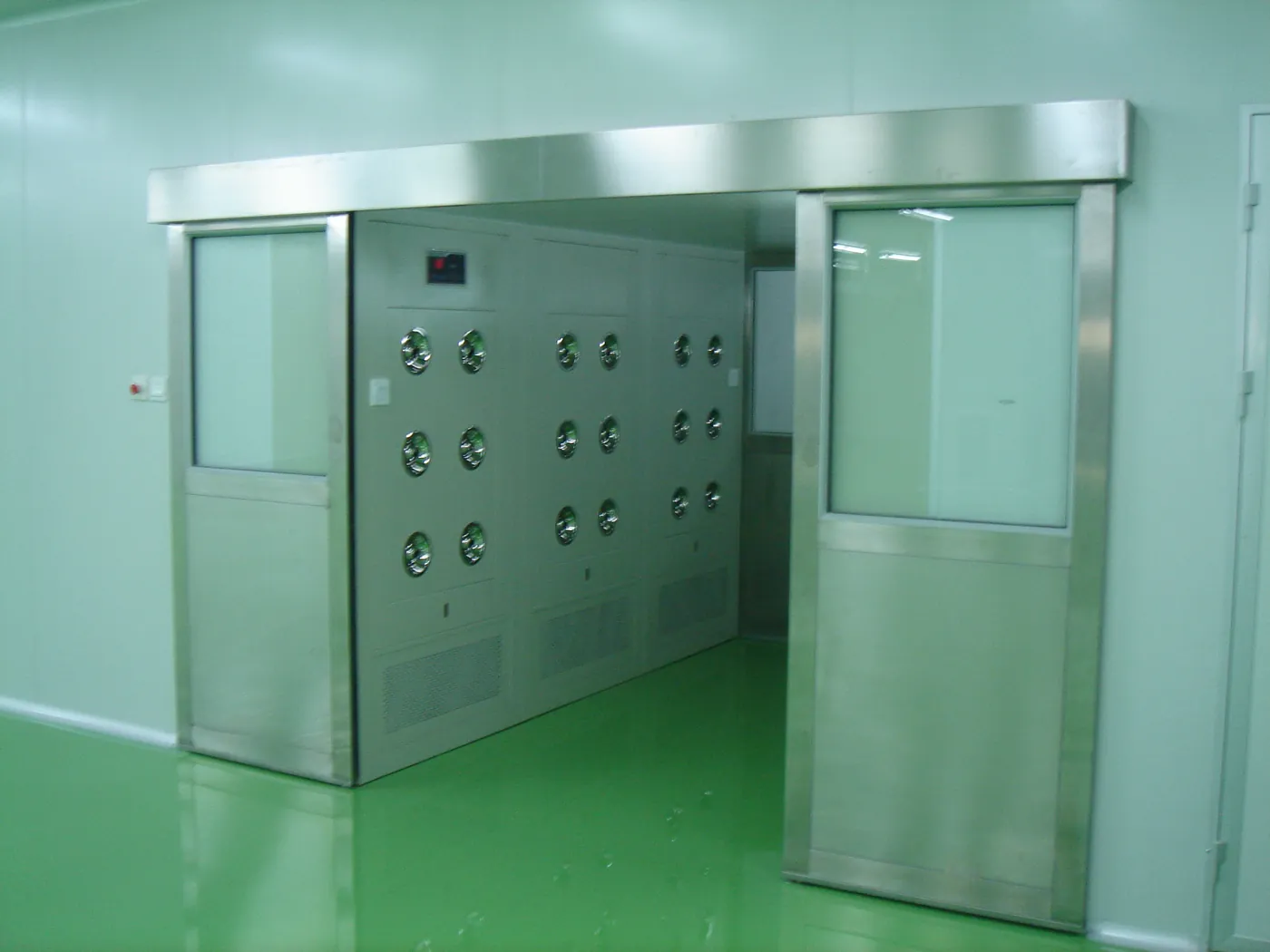 Airkey goods air shower installed in a cleanroom